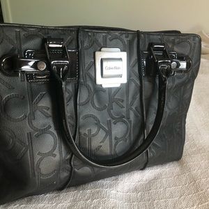 Calvin Klein Shoulder Bag